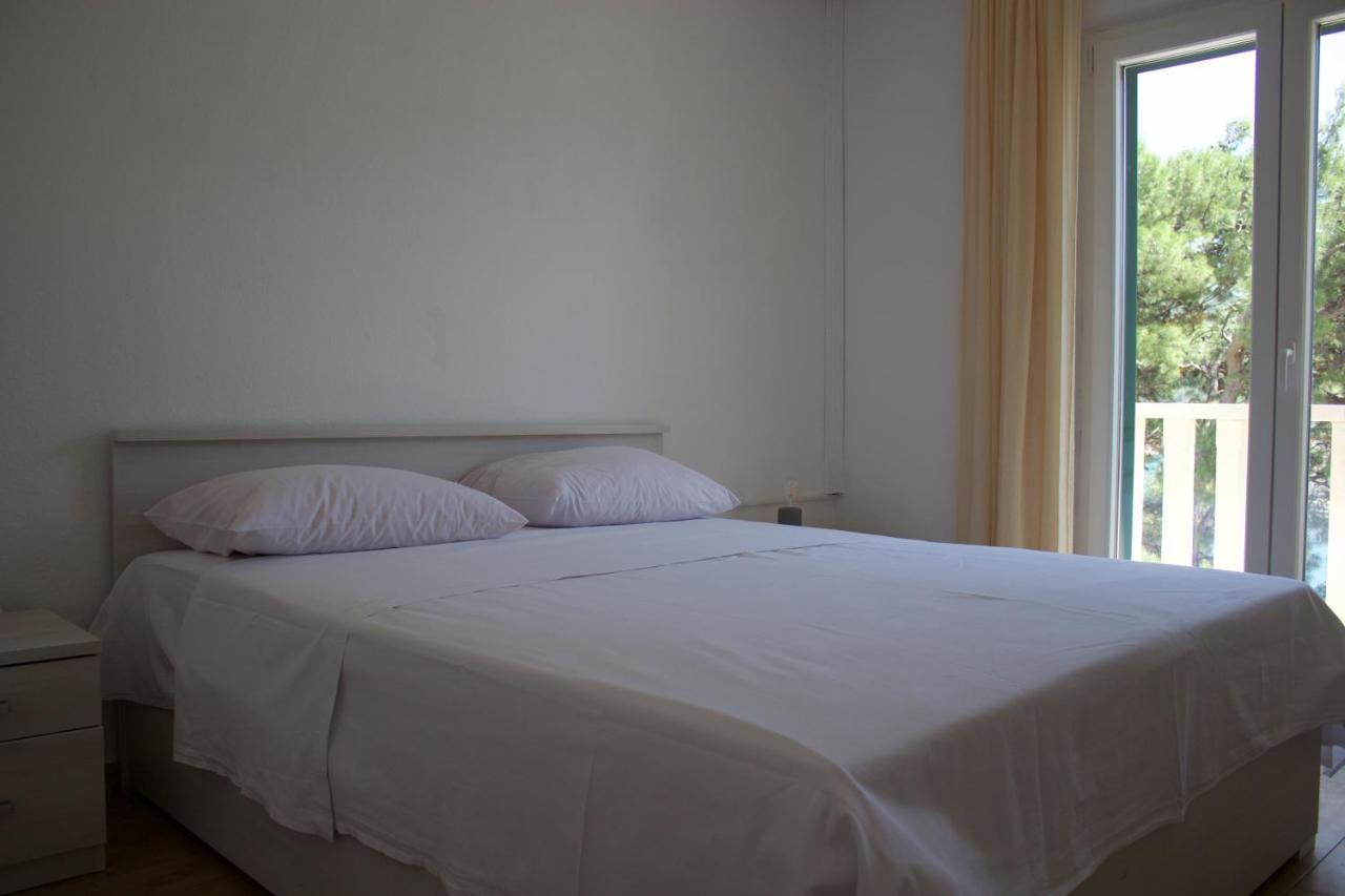 Apartmani Bauk Pucisca Exterior foto
